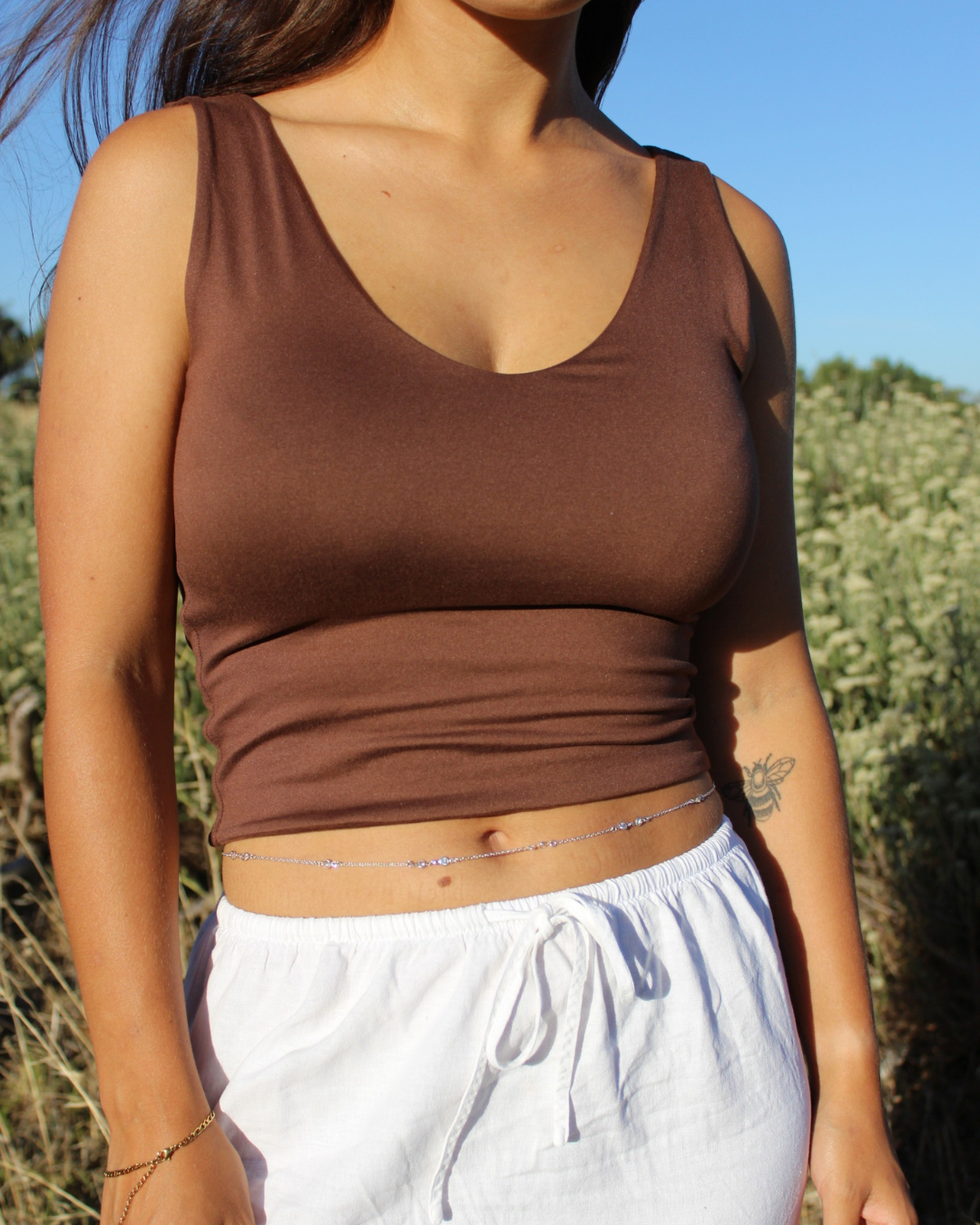 (NEW) The Low V Tank in Brown