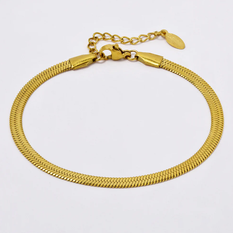 Gold Plated Herringbone Bracelet (18 + 3cm x 4mm)