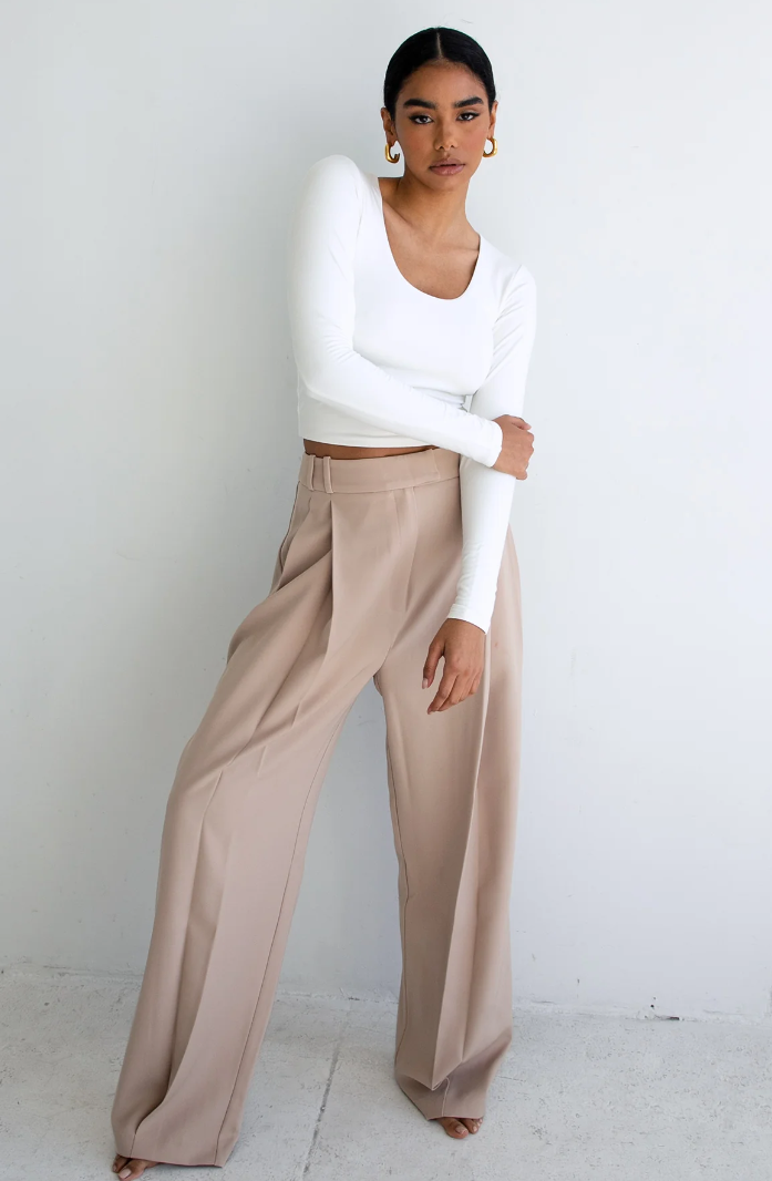 The Classic Long Sleeve Scoop